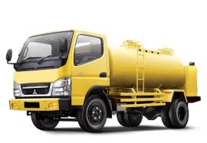 SEDOT WC SAMPAI HABIS di Pasar Kliwon